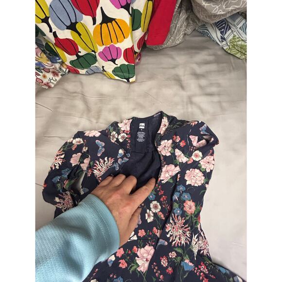 Tea Collection Grey and pink floral Dress size 6 - Picture 3 of 3